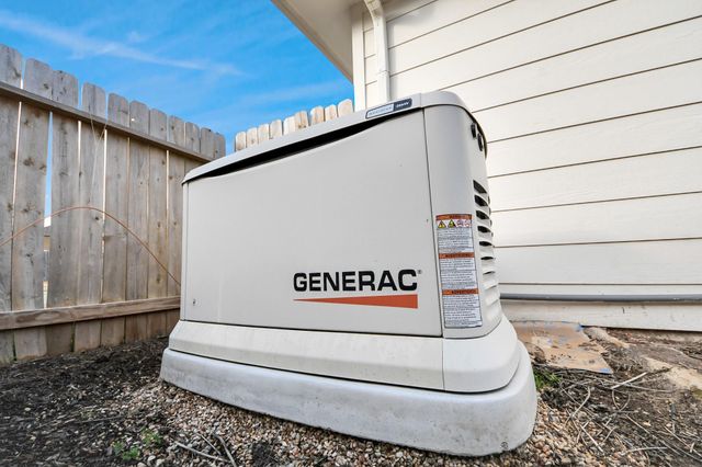 6410 Milam Branch Lane, Rosenberg, TX 77471