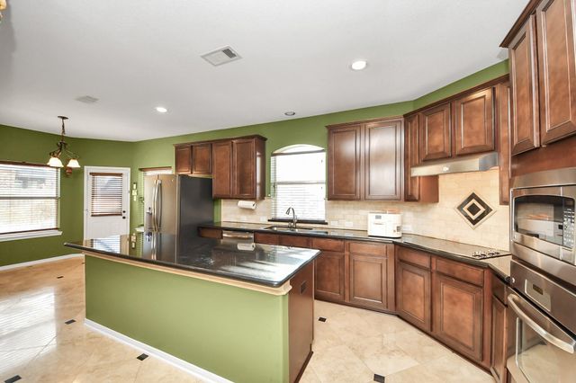 6410 Milam Branch Lane, Rosenberg, TX 77471