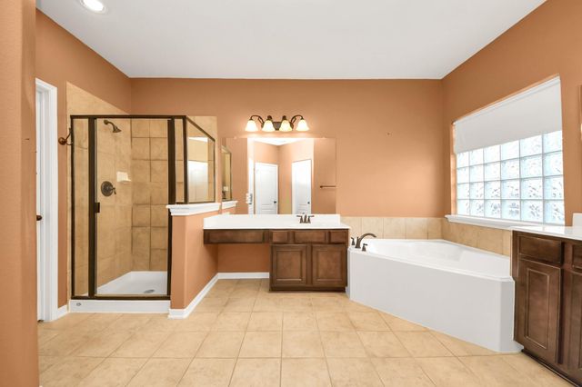 6410 Milam Branch Lane, Rosenberg, TX 77471