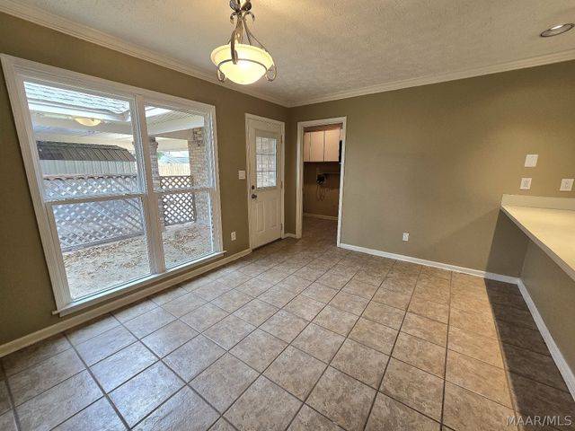 30 Lake Forest Drive, Montgomery, AL 36117