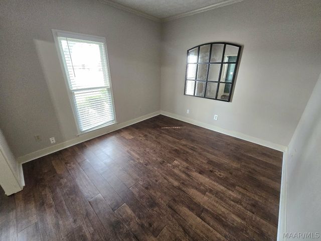 30 Lake Forest Drive, Montgomery, AL 36117