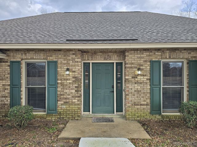 30 Lake Forest Drive, Montgomery, AL 36117