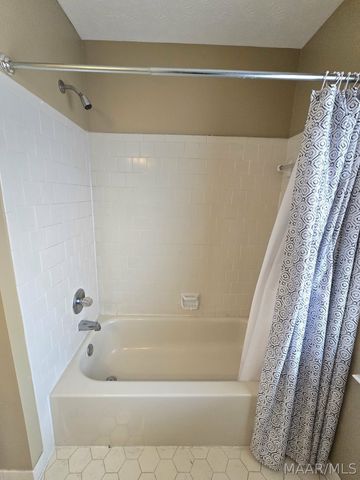 30 Lake Forest Drive, Montgomery, AL 36117