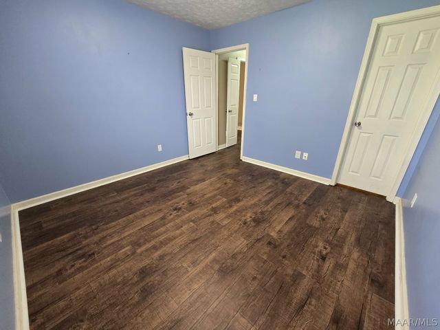 30 Lake Forest Drive, Montgomery, AL 36117