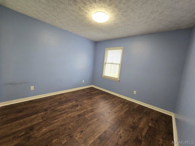 30 Lake Forest Drive, Montgomery, AL 36117