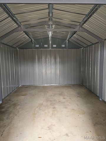 30 Lake Forest Drive, Montgomery, AL 36117