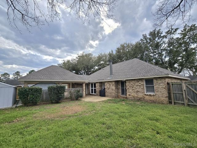 30 Lake Forest Drive, Montgomery, AL 36117