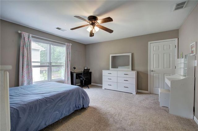 3186 Sail Winds NW Drive, Acworth, GA 30101