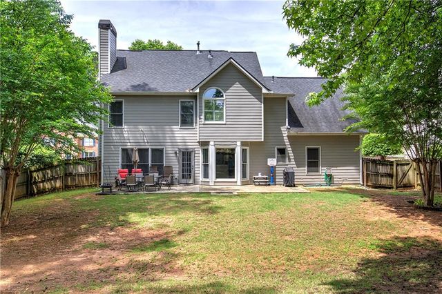3186 Sail Winds NW Drive, Acworth, GA 30101