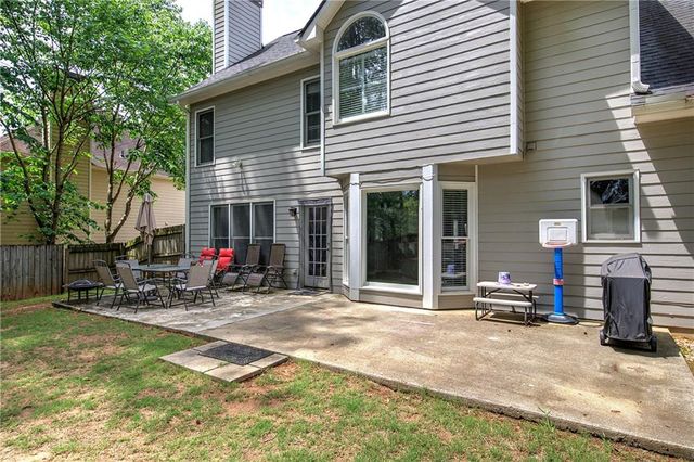 3186 Sail Winds NW Drive, Acworth, GA 30101