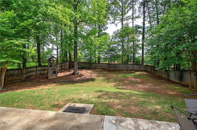 3186 Sail Winds NW Drive, Acworth, GA 30101