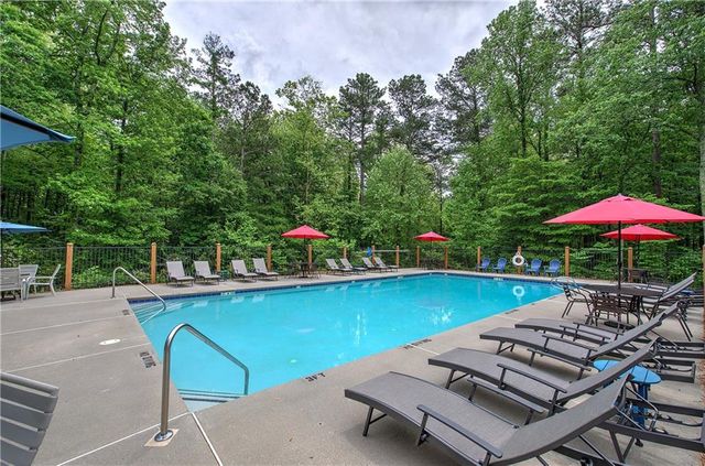 3186 Sail Winds NW Drive, Acworth, GA 30101