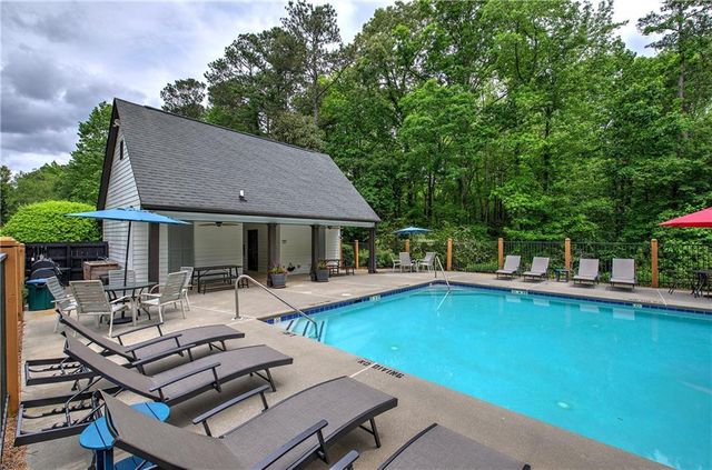 3186 Sail Winds NW Drive, Acworth, GA 30101