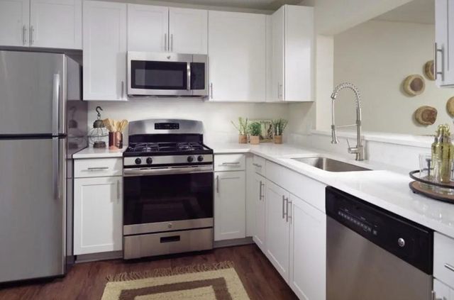 8 Cumberland Way 5-322, Smyrna, GA 30080