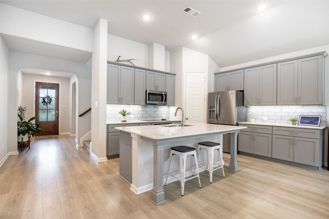 2012 Pacific Avenue, Anna, TX 75409