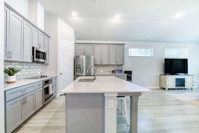 2012 Pacific Avenue, Anna, TX 75409