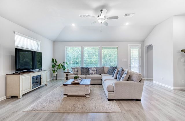 2012 Pacific Avenue, Anna, TX 75409