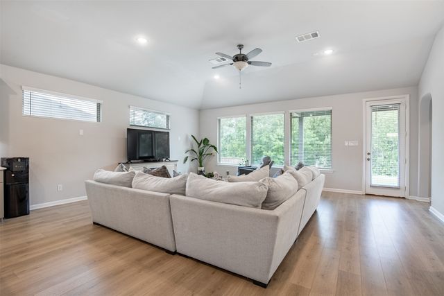 2012 Pacific Avenue, Anna, TX 75409