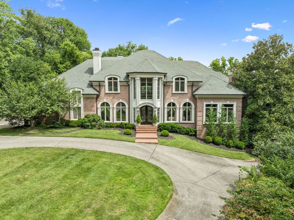 926 Overton Lea Rd, Nashville, TN 37220