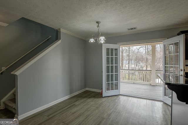 2147 Luna Lane, Gainesville, GA 30504