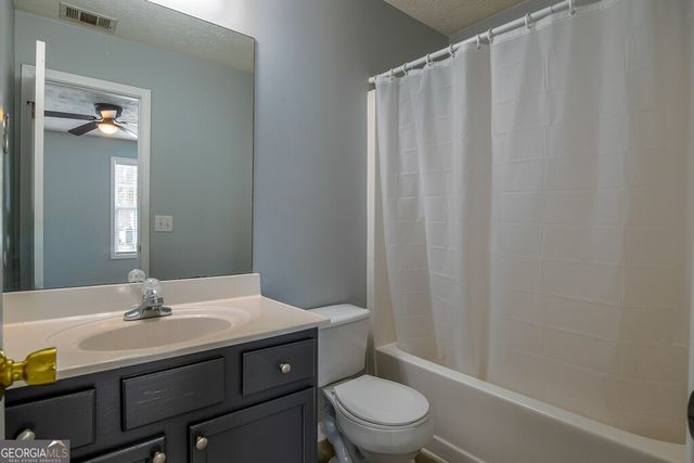 2147 Luna Lane, Gainesville, GA 30504