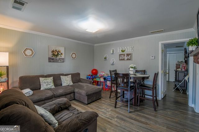 2147 Luna Lane, Gainesville, GA 30504