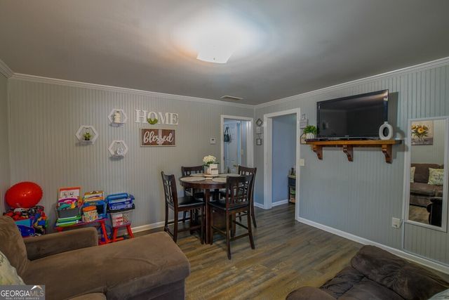 2147 Luna Lane, Gainesville, GA 30504