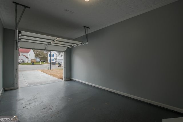 2147 Luna Lane, Gainesville, GA 30504