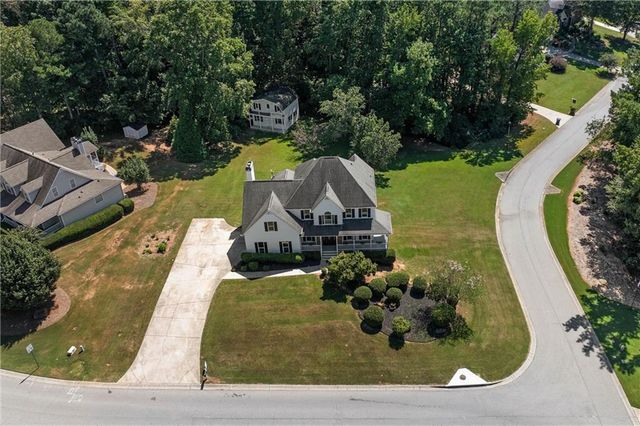 305 Savannah Place, Douglasville, GA 30134