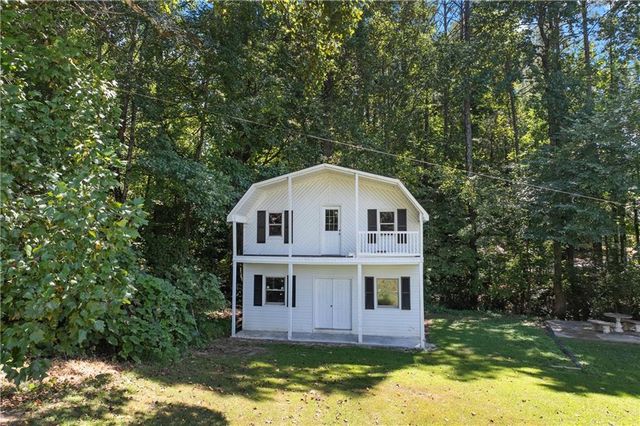 305 Savannah Place, Douglasville, GA 30134