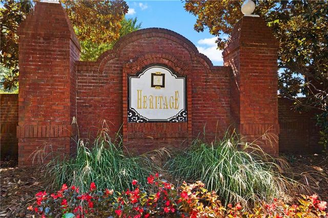 305 Savannah Place, Douglasville, GA 30134