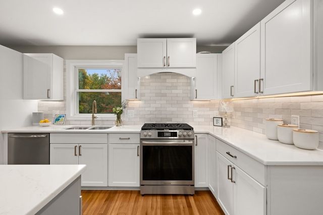 13 Wildwood Road, Andover, MA 01810