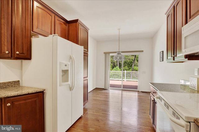 864 GERANIUM DR, Warrington, PA 18976
