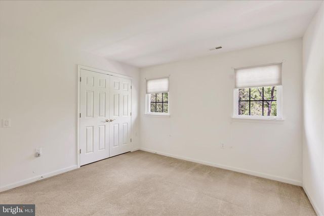 864 GERANIUM DR, Warrington, PA 18976