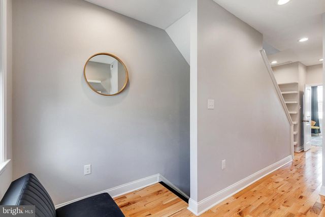 1935 CAMBRIDGE ST, Philadelphia, PA 19130