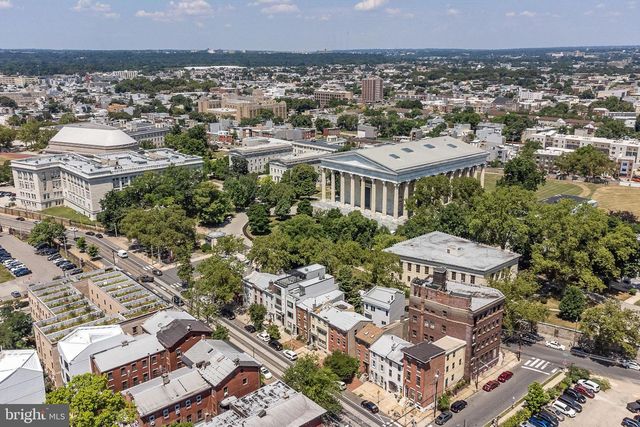 1935 CAMBRIDGE ST, Philadelphia, PA 19130