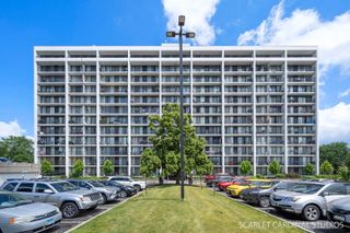2005 S Finley Road 703, Lombard, IL 60148