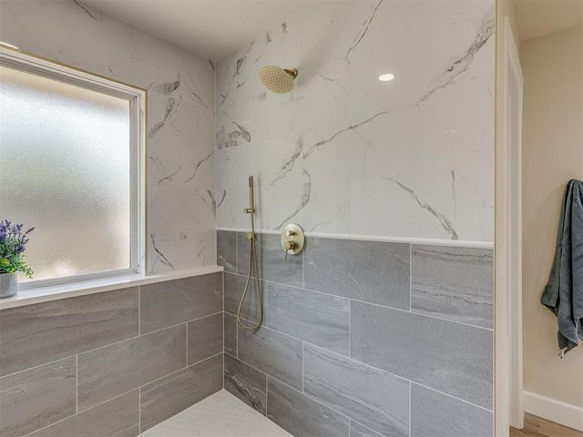 3802 N Country Club Road, Newcastle, OK 73065