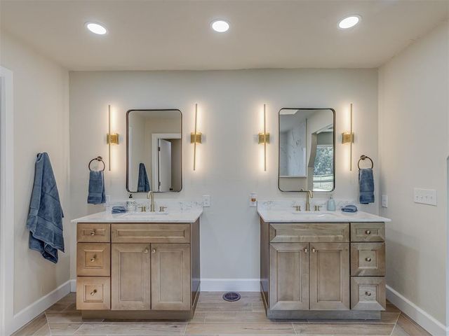 3802 N Country Club Road, Newcastle, OK 73065