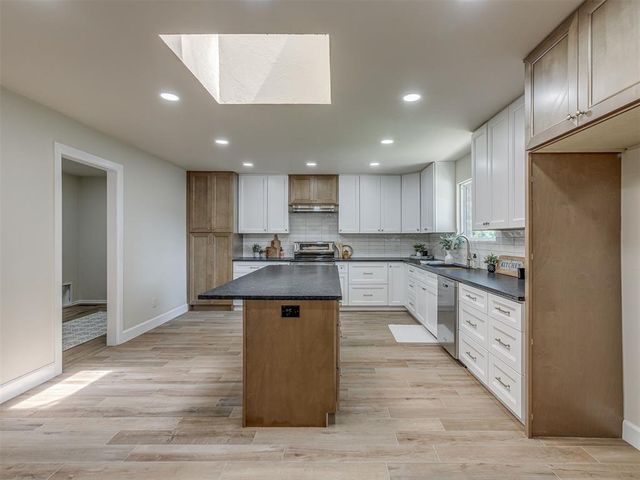 3802 N Country Club Road, Newcastle, OK 73065