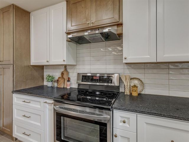 3802 N Country Club Road, Newcastle, OK 73065