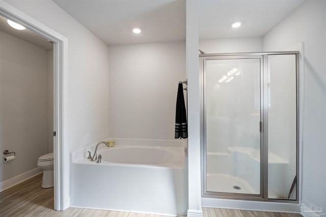 3527 Bonfire Ln, Pensacola, FL 32526