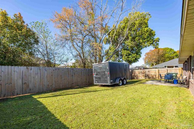 3527 Bonfire Ln, Pensacola, FL 32526