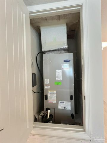 3527 Bonfire Ln, Pensacola, FL 32526