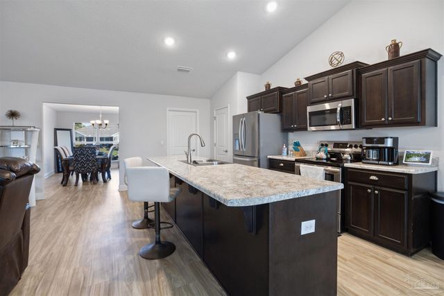 3527 Bonfire Ln, Pensacola, FL 32526