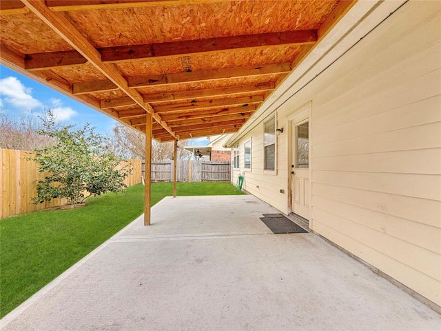 4710 Meadow Way Drive, Deer Park, TX 77536