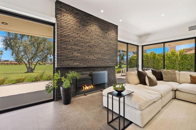 20 Lafayette Drive, Rancho Mirage, CA 92270