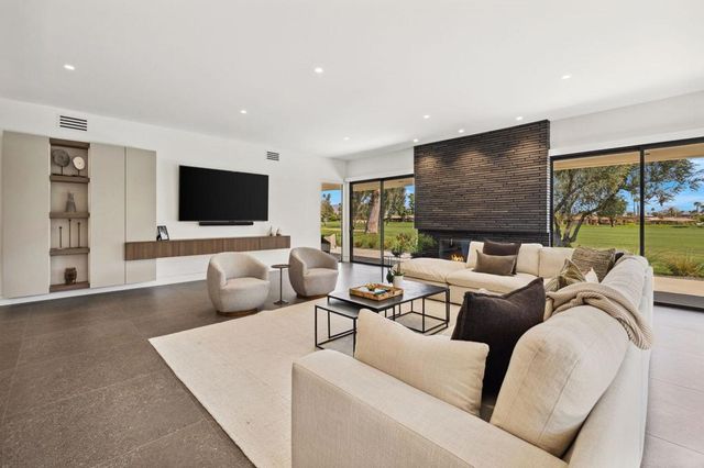 20 Lafayette Drive, Rancho Mirage, CA 92270