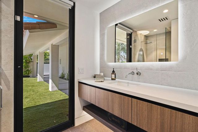 20 Lafayette Drive, Rancho Mirage, CA 92270