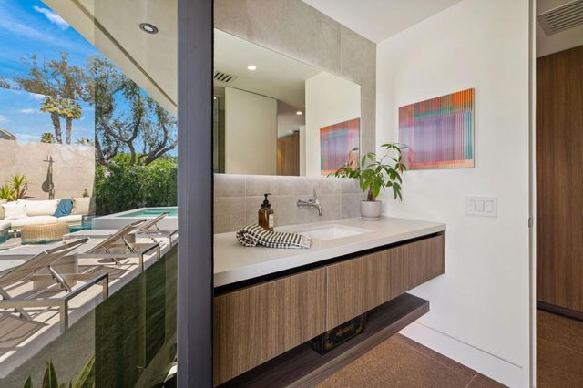 20 Lafayette Drive, Rancho Mirage, CA 92270